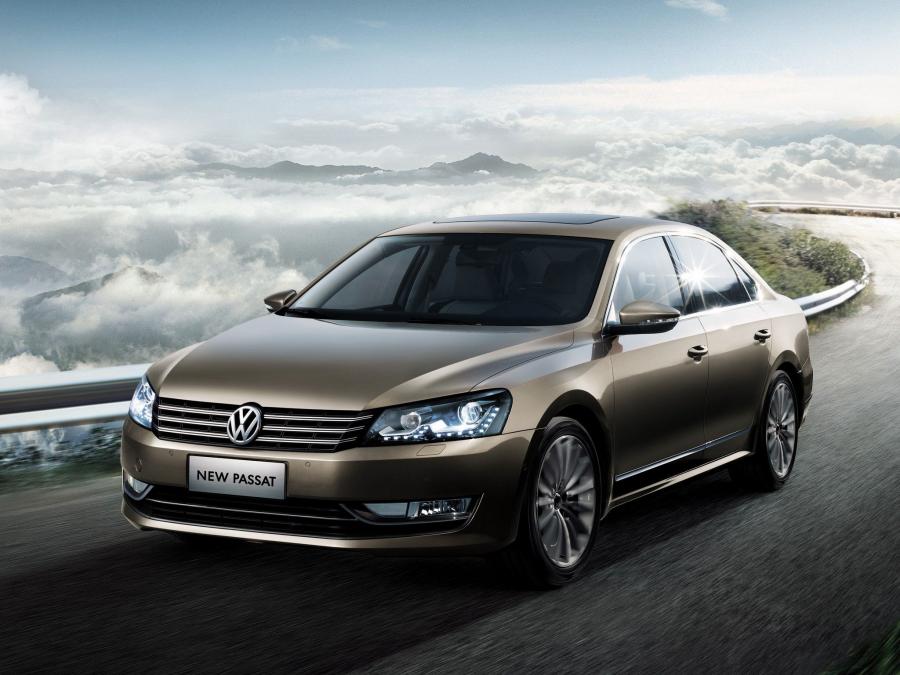  Volkswagen Passat 2011 года  (CN) (фото 4 из 22)